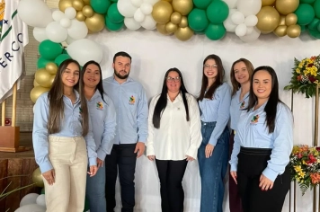 Foto - Sessão Solene em comemoração aos 26 anos de emancipação Politico - Administrativa de Capão do Cipó e entrega de diplomas de Honra ao Mérito.